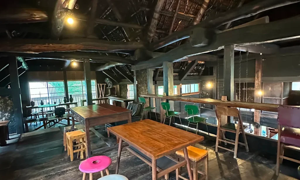 六つ季の家「古民家カフェ」