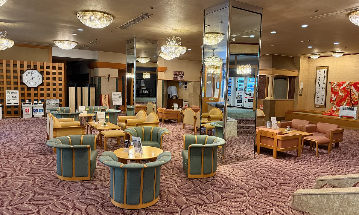 湯沢グランドホテルのフロント